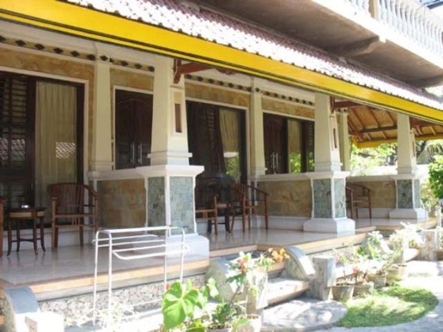 Mandhara Chico Bungalow Lovina Exterior foto